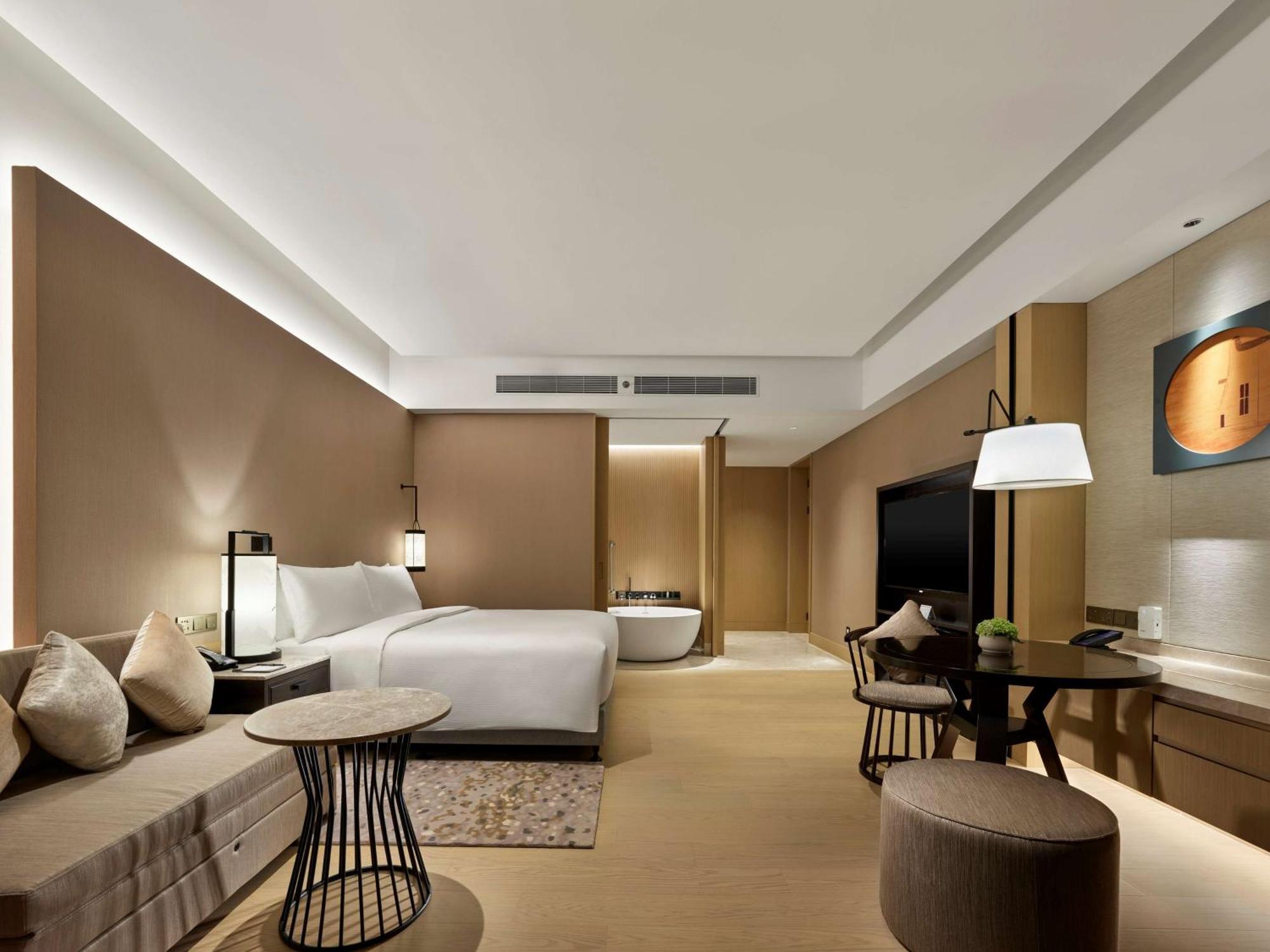 Hilton Shanghai Songjiang Guangfulin Exterior photo