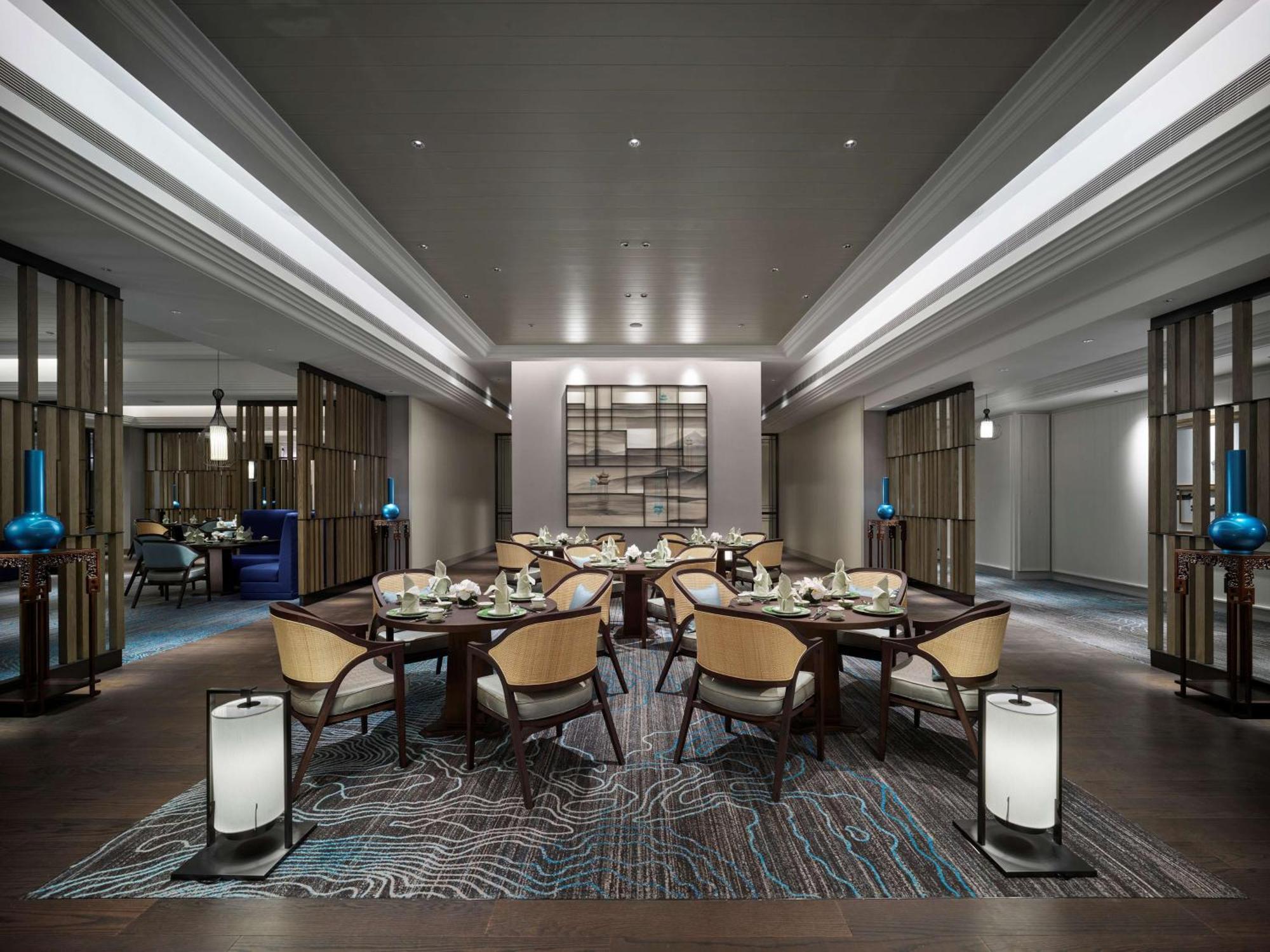 Hilton Shanghai Songjiang Guangfulin Exterior photo